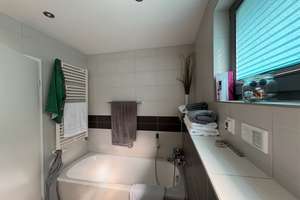 Schöne Aussichten für Eigennutzer! 3 Zimmer-Maisonette mit großer Dachterrasse und Pkw-Stellplatz! – Die vollständige Adresse der Immobilie erhältst du vom Anbieter., 1157 Cotta (Stadtteil), Dresden – Vorschaubild 9