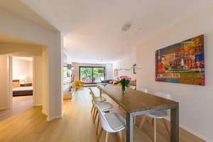 Exklusives Westend, 3-Zimmer-Wohnung mit Tiefgaragenstellplatz und Südbalkon mit Blick ins Grüne 
