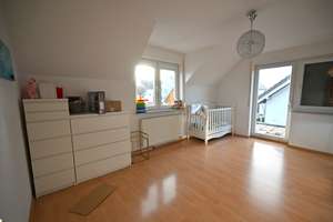 Großzügige 4-Zimmer-Wohnung in Heilbronn-Klingenberg zu vermieten – mit Balkon und Feldblick – Die vollständige Adresse der Immobilie erhältst du vom Anbieter., 74081 Klingenberg, Heilbronn – Vorschaubild 4