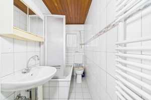 Zweifamilienhaus mit flexibler Raumaufteilung – ideal für Mehrgenerationenwohnen oder Kapitalanleger – Müddersheimer Str. 20, 53919 Euskirchen (Kreis) – Vorschaubild 30