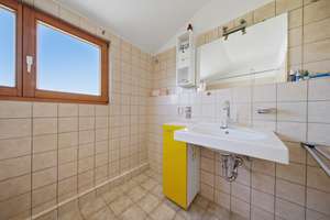 Attraktive 2-Zi.-Maisonette inkl. 24,64 m² Nutzfläche & TG-Stellpl. mit herrlichem Panoramablick – Die vollständige Adresse der Immobilie erhältst du vom Anbieter., 70619 Riedenberg, Stuttgart – Vorschaubild 13