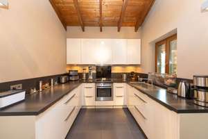 Nahezu Neubauzustand: Großzügiges Anwesen mit Gartenhaus (64m²) & Garage auf 1.722m² Grundstück – Die vollständige Adresse der Immobilie erhältst du vom Anbieter., 50354 Hürth – Vorschaubild 9
