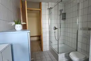 Modernes, helles Reiheneckhaus mit Terrasse & EBK in Böblingen – stilvoll wohnen mit Wohlfühlfaktor! – Böblingen (Kreis) – Vorschaubild 23
