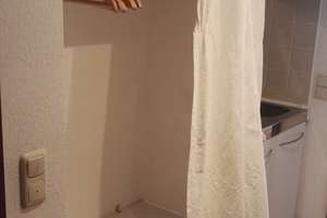 Exklusive, möblierte 1-ZKB mit Blick über die Dächer / Fully furbished appartment Westend-Süd – 60323 Westend-Süd, Frankfurt am Main – Vorschaubild 5