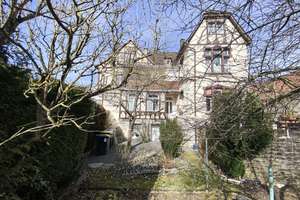 CHARMANTES 4-PARTEIEN-HAUS   :::   BEST-LAGE in STROMBERG – Die vollständige Adresse der Immobilie erhältst du vom Anbieter., 55442 Stromberg – Vorschaubild 3