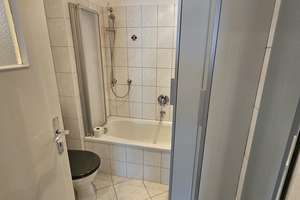 Helle 3-Zimmer Wohnung im 18. OG mit Balkon in Ulm-Eselsberg – Burgunderweg 10, 89075 Eselsberg, Ulm – Vorschaubild 3