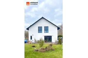 Ihr neues Zuhause am Meer: Stilvolles Einfamilienhaus mit viel Platz & Komfort in Graal-Müritz