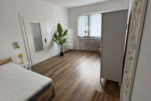 2 freie WG-Zimmer (möbliert; perfekt für WG-Neugründung) in 63qm Wohnung mit Südbalkon in Bilk – Mecumstrasse 33, 40225 Bilk, Düsseldorf – Vorschaubild 3