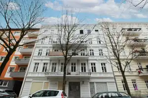 Charmante Einzimmerwohnung in Gründerzeitaltbau im Herzen von Berlin-Schöneberg – Berlin – Vorschaubild 1