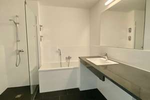 Direkte Spree-Lage! Exklusives-Apartment mit unverbaubarem Wasserblick! – Stralauer Platz 35, 10243 Friedrichshain, Berlin – Vorschaubild 3