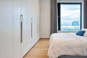 Exklusive Lobby im Hotelstil · Modernes Luxusapartment mit direktem Skyline-Blick in Frankfurt – Die vollständige Adresse der Immobilie erhältst du vom Anbieter., 60486 Gallus, Frankfurt am Main – Vorschaubild 13
