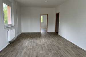 Nachmieter für 4-Zimmer-Wohnung mit Einbauküche* ab 01.04.26 gesucht – Wilhelm-Firl-Straße 10, 9122 Markersdorf, Chemnitz – Vorschaubild 3