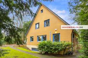 IMMOBERLIN.DE - Familienfreundliches Haus mit Villenambiente, Sonnenterrasse und idyllischem Garten – Berlin – Vorschaubild 1