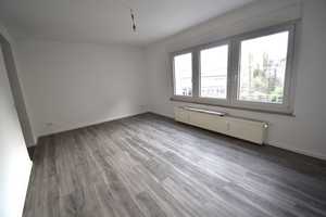 Erstbezug nach Sanierung! Apartment mit Einbauküche in Pempelfort – Schloßstr. 29, 40477 Düsseldorf – Vorschaubild 1