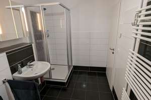 Wohnen mit Charakter: Zweizimmerwohnung in Zentrum-Süd – Die vollständige Adresse der Immobilie erhältst du vom Anbieter., 4107 Zentrum-Süd, Leipzig – Vorschaubild 2
