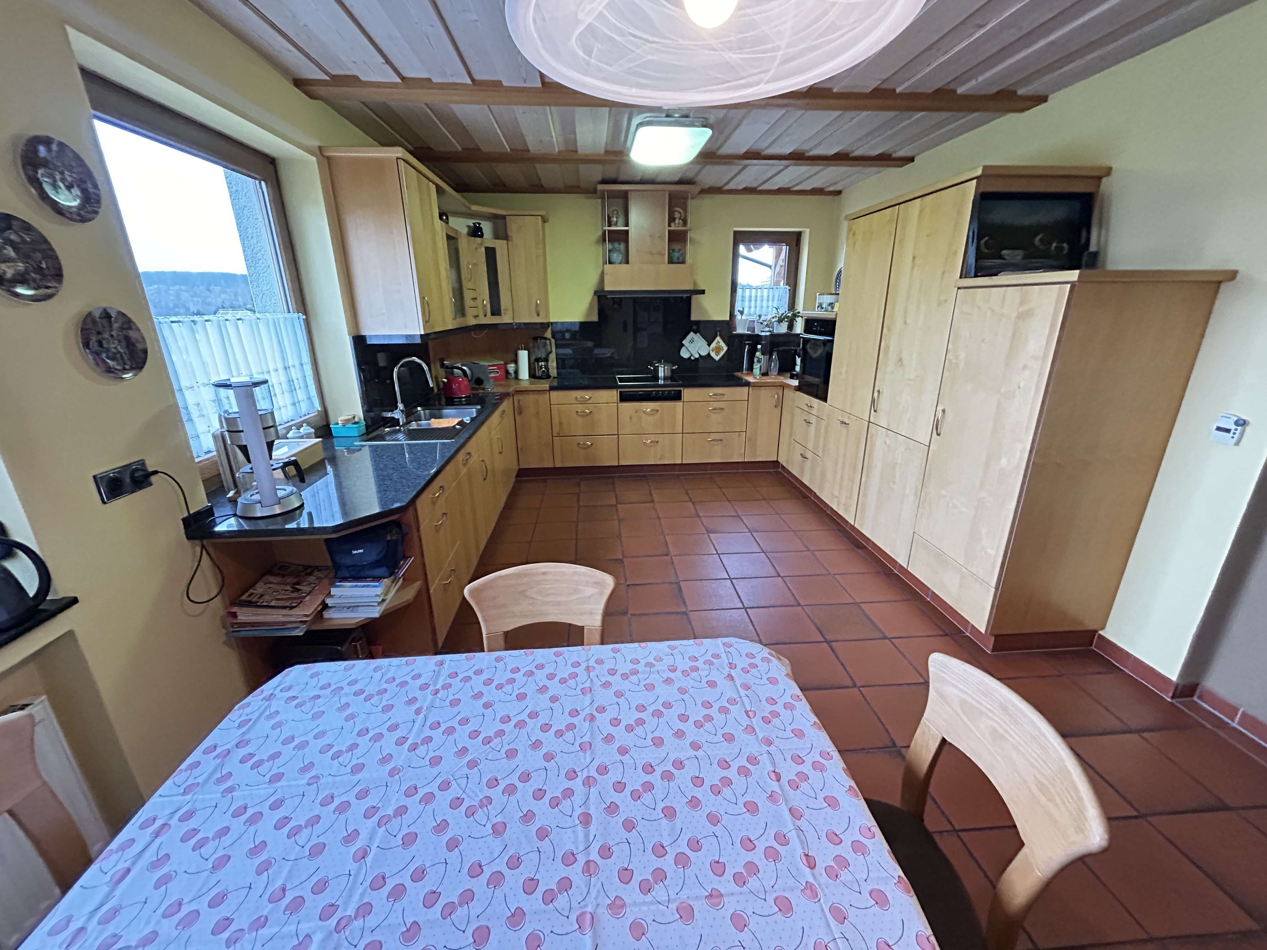 Immobilie in Diemelstadt - Zweifamilienhaus mit Doppelgarage in idyllischer Lage in Diemelstadt-Wrexen - Bild 9