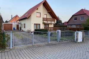 Elegantes Einfamilienhaus mit Garage in Halberstadt, 4 Zimmer