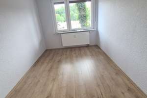 ALLES NEU! Wohnung in Essen-Kupferdreh! 3,5 Raum mit Balkon! – Deilbachtal 4, 45257 Kupferdreh, Essen – Vorschaubild 2