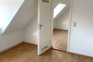 Weitere große Dachgeschoßwohnung (3 Zimmer) in Bremerhaven-Geestemünde – Spichernstraße 2, 27572 Geestemünde, Bremerhaven – Vorschaubild 9