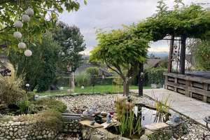 FREISTEHENDES FAMILIENDOMIZIL MIT SONNENBALKON UND IDYLLISCHEM GARTEN – Die vollständige Adresse der Immobilie erhältst du vom Anbieter., 61184 Karben – Vorschaubild 1