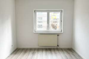 Frisch renovierte 3-Zimmerwohnung mit Balkon in beliebte Lage von Zwickau! – Trillerstraße 35, 8066 Gebiet Talstraße/Trillerberg, Zwickau – Vorschaubild 5