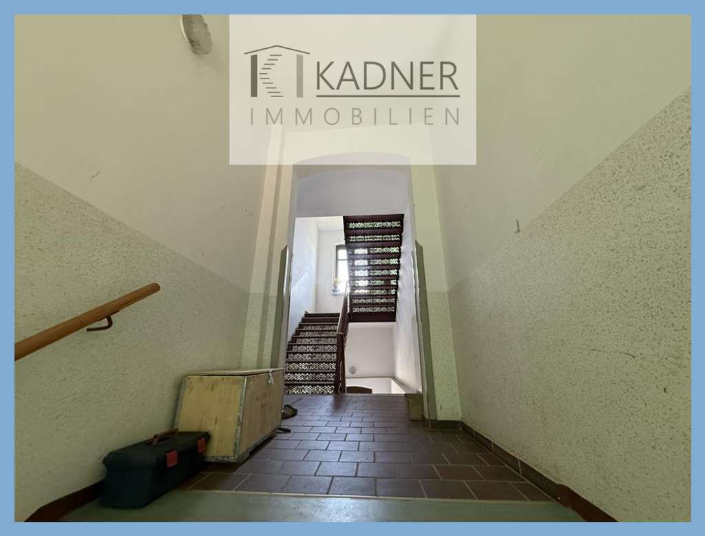 Immobilie in Oelsnitz/Vogtland - Anlageobjekt! Kleines Mehrfamilienhaus zentrumsnah in Oelsnitz - Bild 1