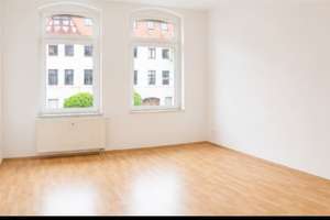 Zwei Zimmer in Sudenburg: Wohnung mit Balkon und Einbauküche – Wolfenbütteler Straße 30, 39112 Sudenburg, Magdeburg – Vorschaubild 2