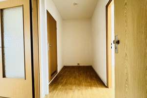Für Sie frisch renoviert! – Augustenstr. 21, 6842 Innerstädtischer Bereich Süd, Dessau-Roßlau – Vorschaubild 3