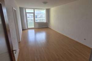 Top freie 3,5 Zi in S-Bahn Nähe von Priv.  - Balkon - Schwimmbad – Hofmarkstraße 1, 82140 Olching – Vorschaubild 13