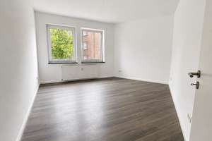 WohnTraum ab 1. August verfügbar | 3 Zimmer | Balkon | Einbauküche | Duschbad – Die vollständige Adresse der Immobilie erhältst du vom Anbieter., 28195 Bahnhofsvorstadt, Bremen – Vorschaubild 4