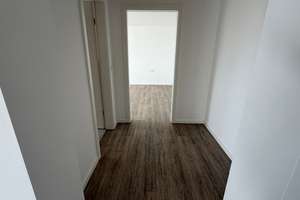 DG-Maisonette inkl EBK  / Laminat / Bad mit Fenster + Dusche u.v.m. – Clausstraße 76-80, 9126 Lutherviertel, Chemnitz – Vorschaubild 10