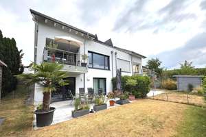 Kapitalanlage/Eigenheim in begehrter Lage - Modernes Doppelhaus mit 4 WE am Wartberg in Heilbronn