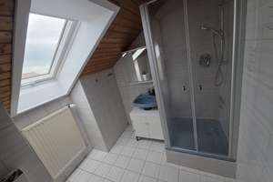 Gemütliche  2-Zimmer- Dachwohnung in Mammendorf – Die vollständige Adresse der Immobilie erhältst du vom Anbieter., 82291 Mammendorf – Vorschaubild 4