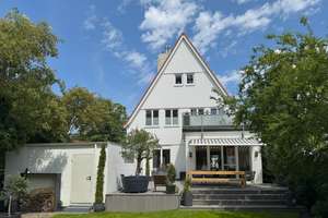 JUWEL: Ausgezeichnetes Architektenhaus in bester Lage von Bremen-Schwachhausen
