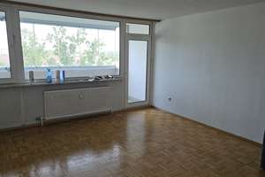 München-Hasenbergl: Helle 3-Zimmer-Wohnung mit Balkon