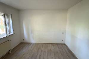 Moderne 2-Raumwohnung mit Terrasse, EBK & Stellplatz – Feldstraße 1c, 99834 Marksuhl – Vorschaubild 4