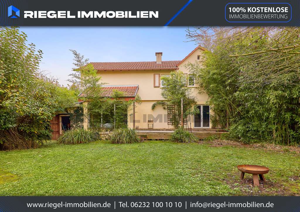 Immobilie in Römerberg - Sie hier? Wir auch! Charaktervolles Juwel: Freistehendes Haus mit viel Privatsphäre und Dachterrasse - Bild 1