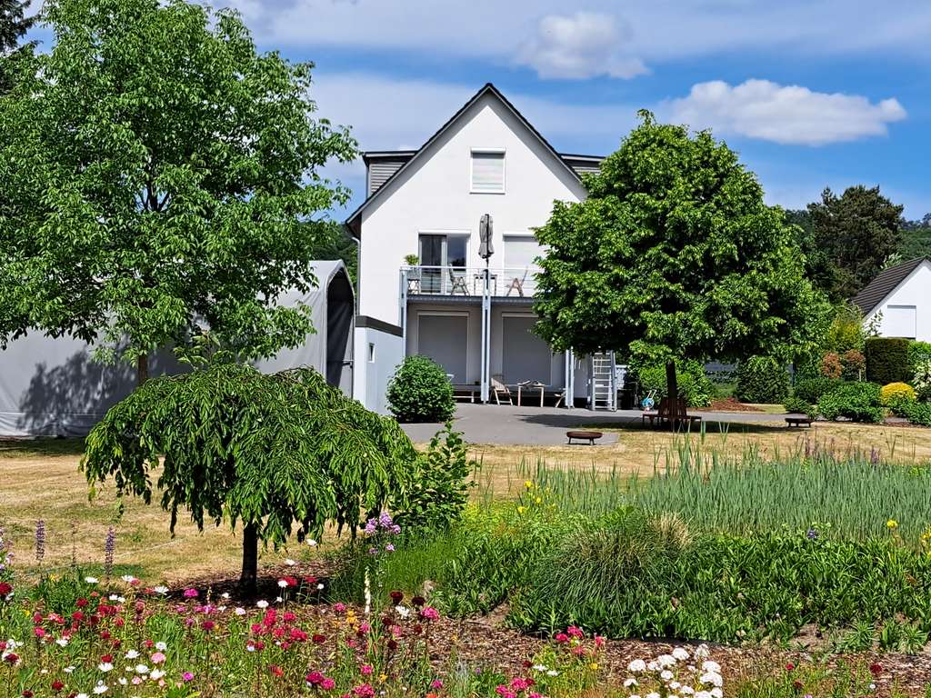 Traumhaftes 2- Familienwohnhaus zu verkaufen 