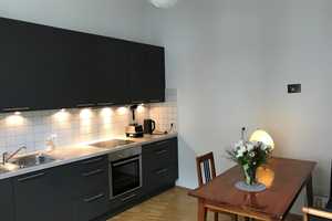 Stilvolle, modernisierte 2-Zimmer-Wohnung mit Einbauküche in Aachen – Vaalser Str 53, 52074 Aachen – Vorschaubild 8