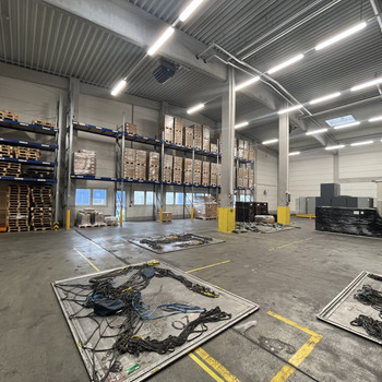 Ca. 3.200 qm Lager- / Logistikflächen | 3x Rampe + 3x ebenerdig | ca. 3,20 - 8,60 m UKB