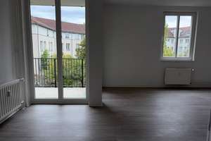 Geräumiges Familienappartement mit Wannenbad und Balkon! – 14480 Kirchsteigfeld, Potsdam – Vorschaubild 1