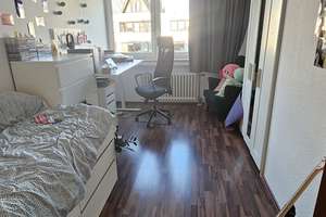 Dellbrück, 4 Zimmer Küche, Diele, Bad, Gäste-WC, großer Balkon 94m² – Die vollständige Adresse der Immobilie erhältst du vom Anbieter., 51069 Dellbrück, Köln – Vorschaubild 5