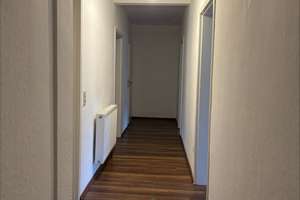 Stilvolle 3- Zimmer Altbauwohnung mit Dachterrasse & Einbauküche (WG geeignet) – Zähringerallee 35, 75175 Nordstadt, Pforzheim – Vorschaubild 6
