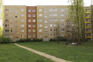 3-Zimmer im Grünen – Ringenwalder Straße 31, 12679 Marzahn, Berlin – Vorschaubild 2