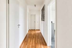 Großzügige 3-Zimmer-Dachgeschosswohnung mit überdachtem Balkon in Erfurt-Ilversgehofen – Feldstraße 15a, 99082 Ilversgehofen, Erfurt – Vorschaubild 7