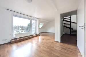 Großzügige Dachgeschoß-Wohnung in Derendorf – Kriegerstr. *, 40468 Düsseldorf – Vorschaubild 1