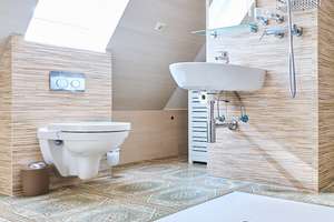 Modern sanierte Dachgeschoss-Maisonette mit besonderem Wohnflair – Die vollständige Adresse der Immobilie erhältst du vom Anbieter., 80689 Sankt Ulrich, München – Vorschaubild 18
