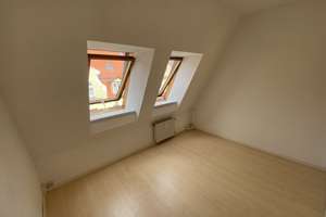 Dachgeschosswohnung in der Erfurter Altstadt mit zwei Balkonen – Müllersgasse 7, 99084 Altstadt, Erfurt – Vorschaubild 3