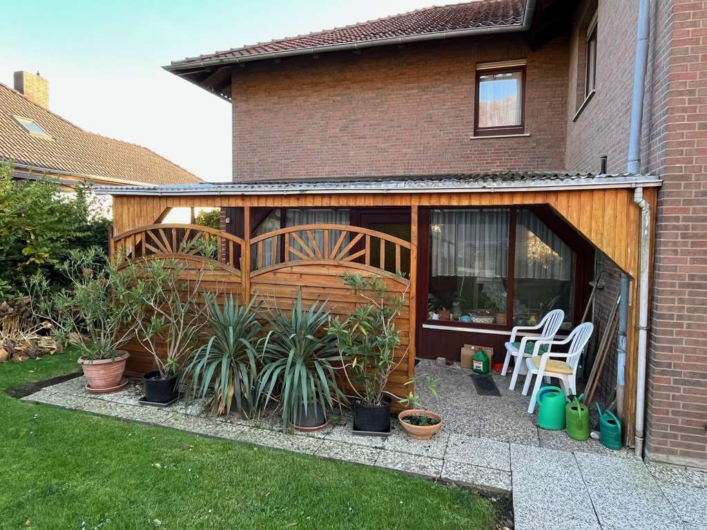 Immobilie in Rinteln - Großes Zweifamilienhaus mit toller Aussicht unterhalb des Todenmanner Waldes - Bild 4