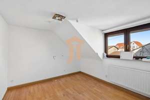 Sofort verfügbares 1-2 Familienhaus in Leingarten - zentral und ruhig – Die vollständige Adresse der Immobilie erhältst du vom Anbieter., 74211 Leingarten – Vorschaubild 11